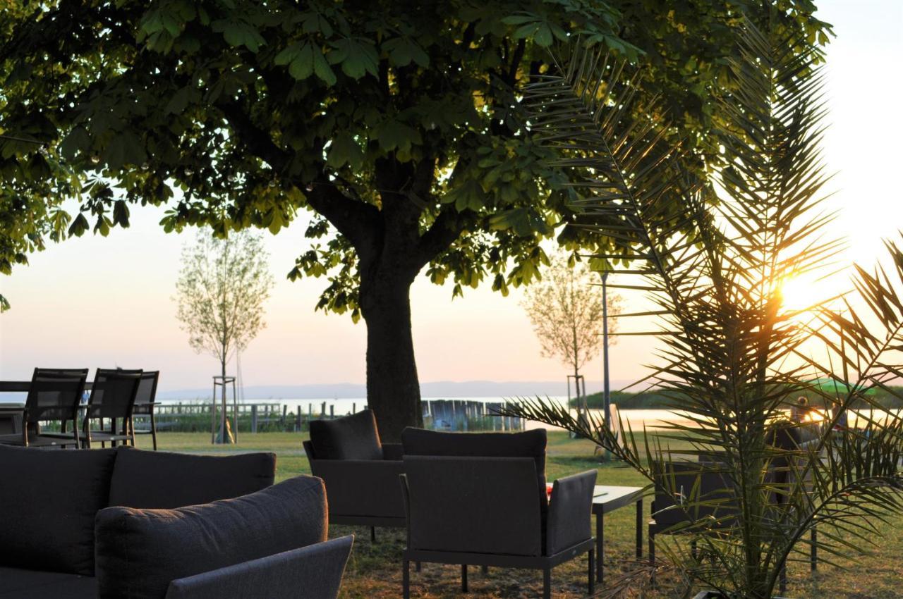 Seehotel Herlinde Подерсдорф-ам-Зе Экстерьер фото