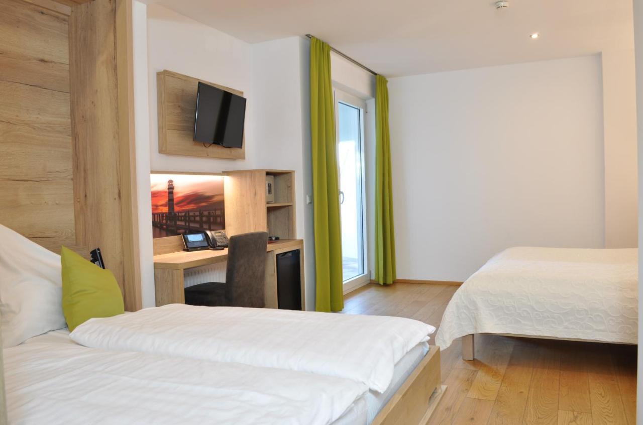 Seehotel Herlinde Подерсдорф-ам-Зе Экстерьер фото
