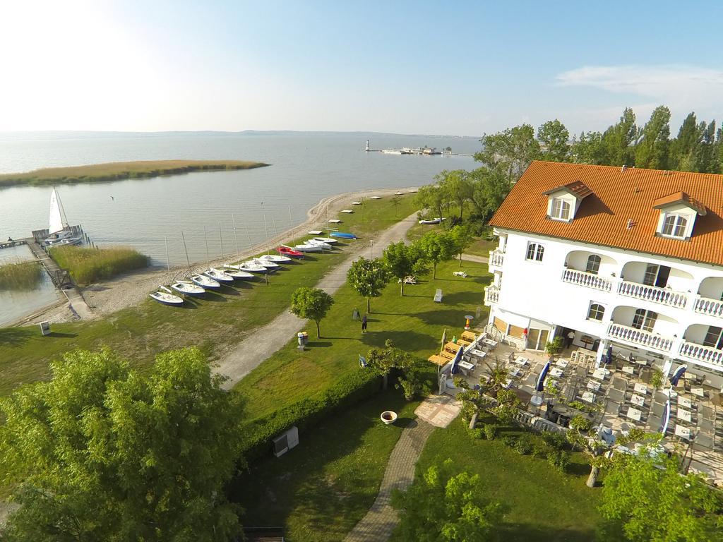 Seehotel Herlinde Подерсдорф-ам-Зе Номер фото